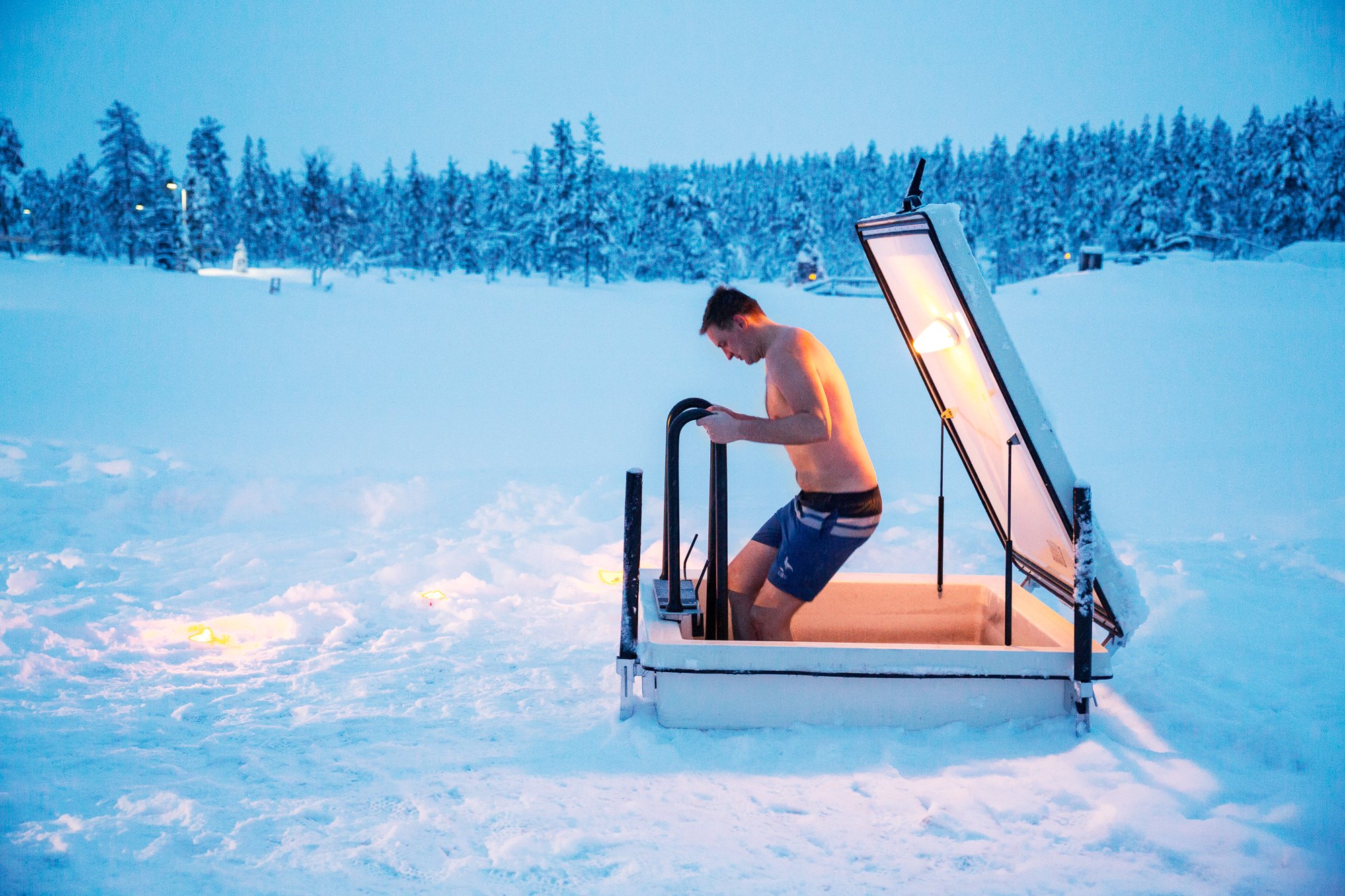 Smoke saunas and ice swimming
